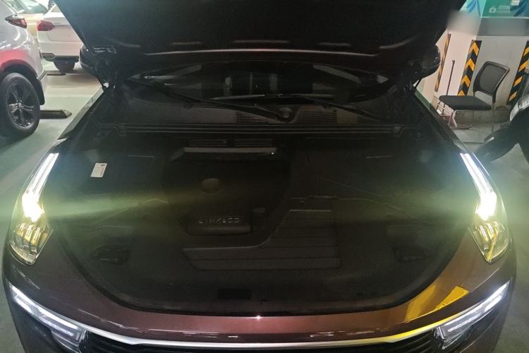 Used Lynk & Co 01 2017 2.0T Two-Wheel Drive Pro Edition Engine Bay