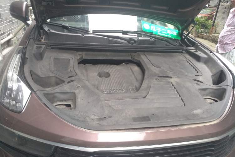 Used Lynk & Co 01 2017 2.0T Two-Wheel Drive Pro Edition Engine Bay