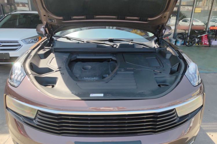 Used Lynk & Co 01 2017 2.0T Two-Wheel Drive Pro Edition Engine Bay
