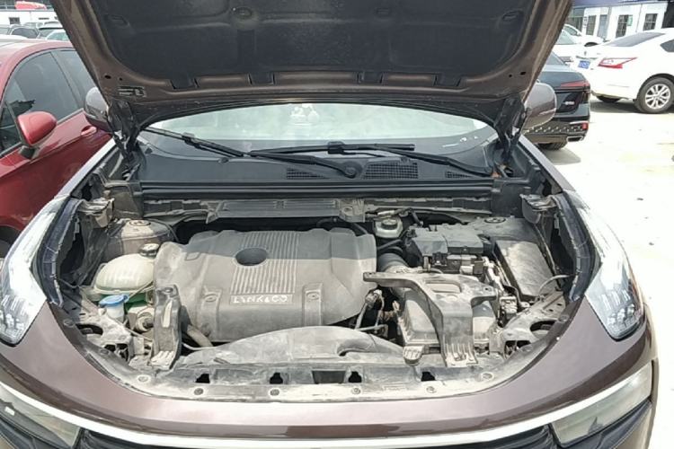 Used Lynk & Co 01 2017 2.0T Two-Wheel Drive Pro Edition Engine Bay