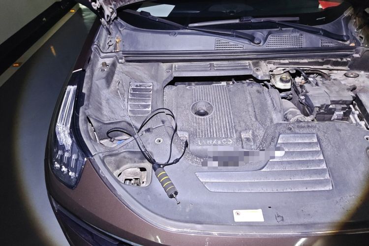 Used Lynk & Co 01 2017 2.0T Two-Wheel Drive Pro Edition Engine Bay Right