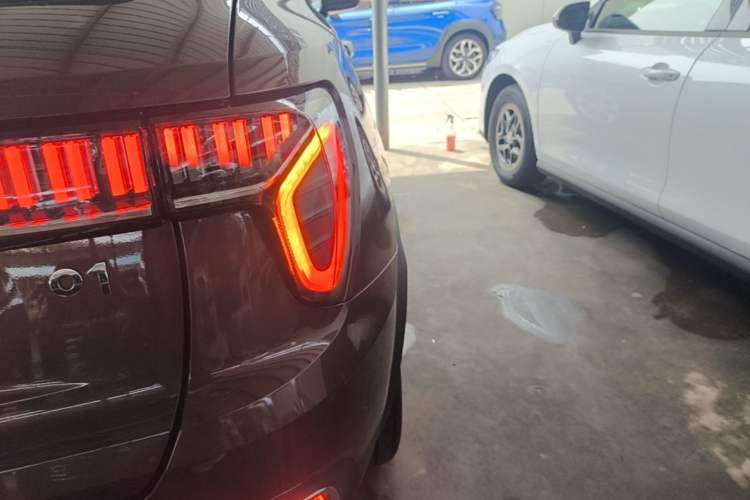 Used Lynk & Co 01 2017 2.0T Two-Wheel Drive Pro Edition Exterior 1