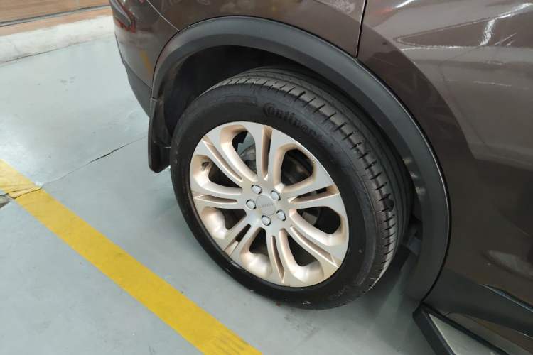 Used Lynk & Co 01 2017 2.0T Two-Wheel Drive Pro Edition Exterior 1