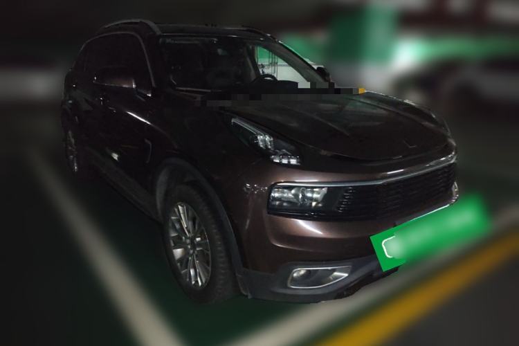 Used Lynk & Co 01 2017 2.0T Two-Wheel-Drive Version Exterior 2