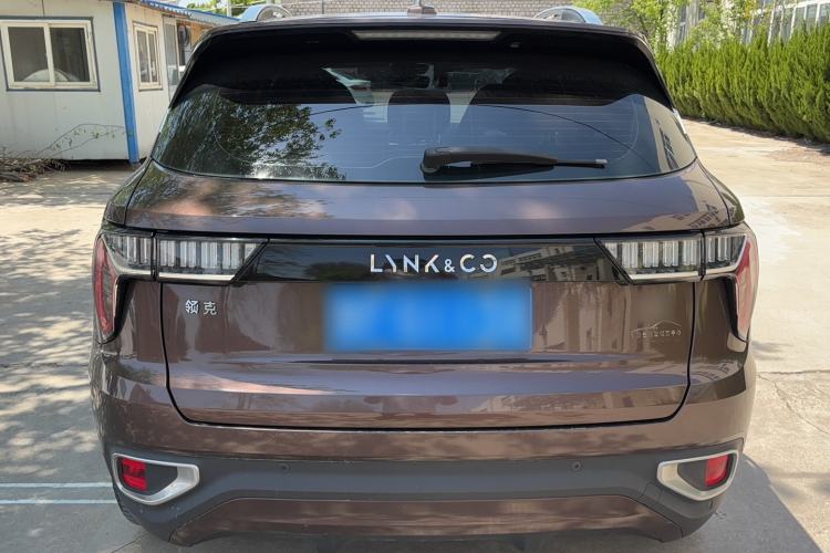 Used Lynk & Co 01 2017 2.0T Two-Wheel-Drive Version Exterior 3