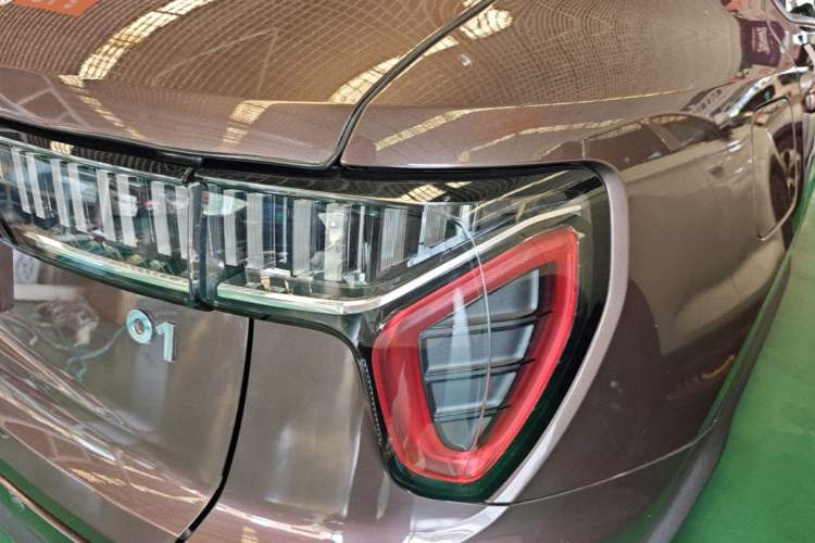 Used Lynk & Co 01 2017 2.0T Two-Wheel Drive Pro Edition Exterior 3