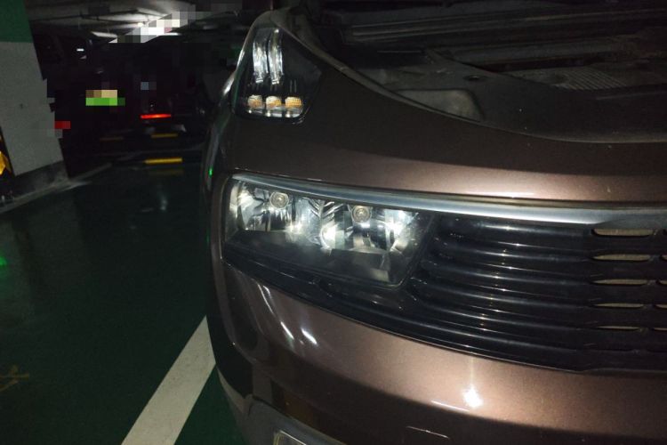 Used Lynk & Co 01 2017 2.0T Two-Wheel-Drive Version Exterior 6