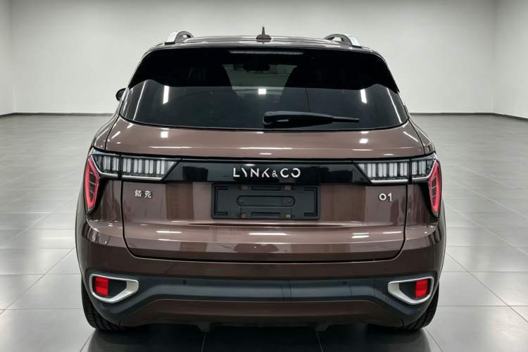 Used Lynk & Co 01 2017 2.0T Two-Wheel Drive Pro Edition Exterior 8