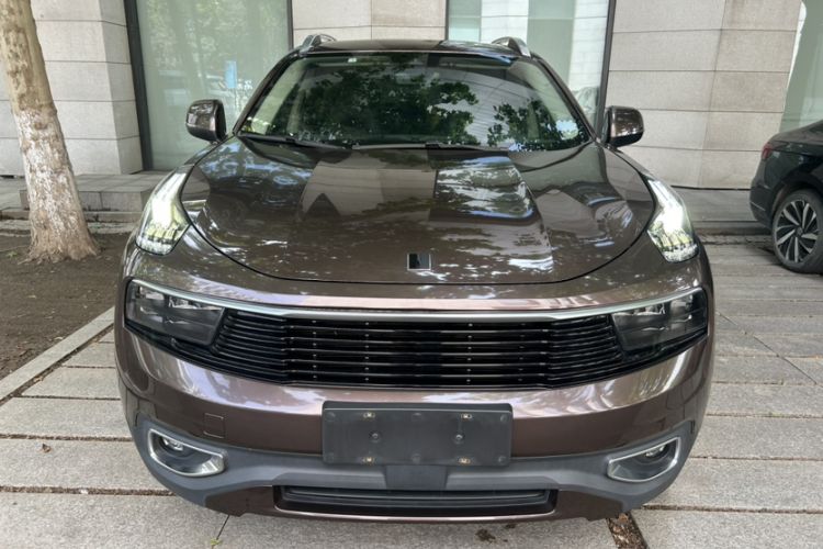 Used Lynk & Co 01 2017 2.0T Two-Wheel Drive Pro Edition Exterior 9