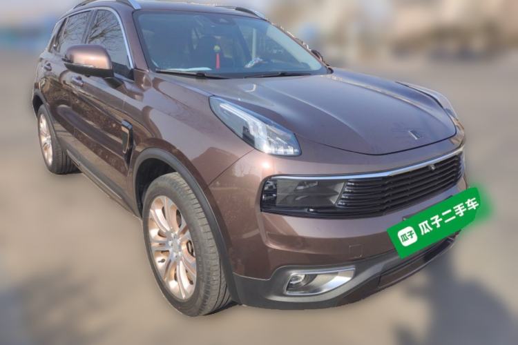Used Lynk & Co 01 2017 2.0T Two-Wheel Drive Pro Edition Front Right 45 Deg