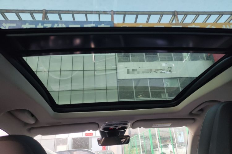 Used Lynk & Co 01 2017 2.0T Two-Wheel Drive Pro Edition Headliner