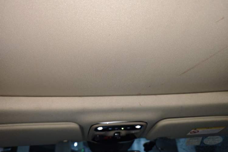 Used Lynk & Co 01 2017 2.0T Two-Wheel-Drive Version Headliner