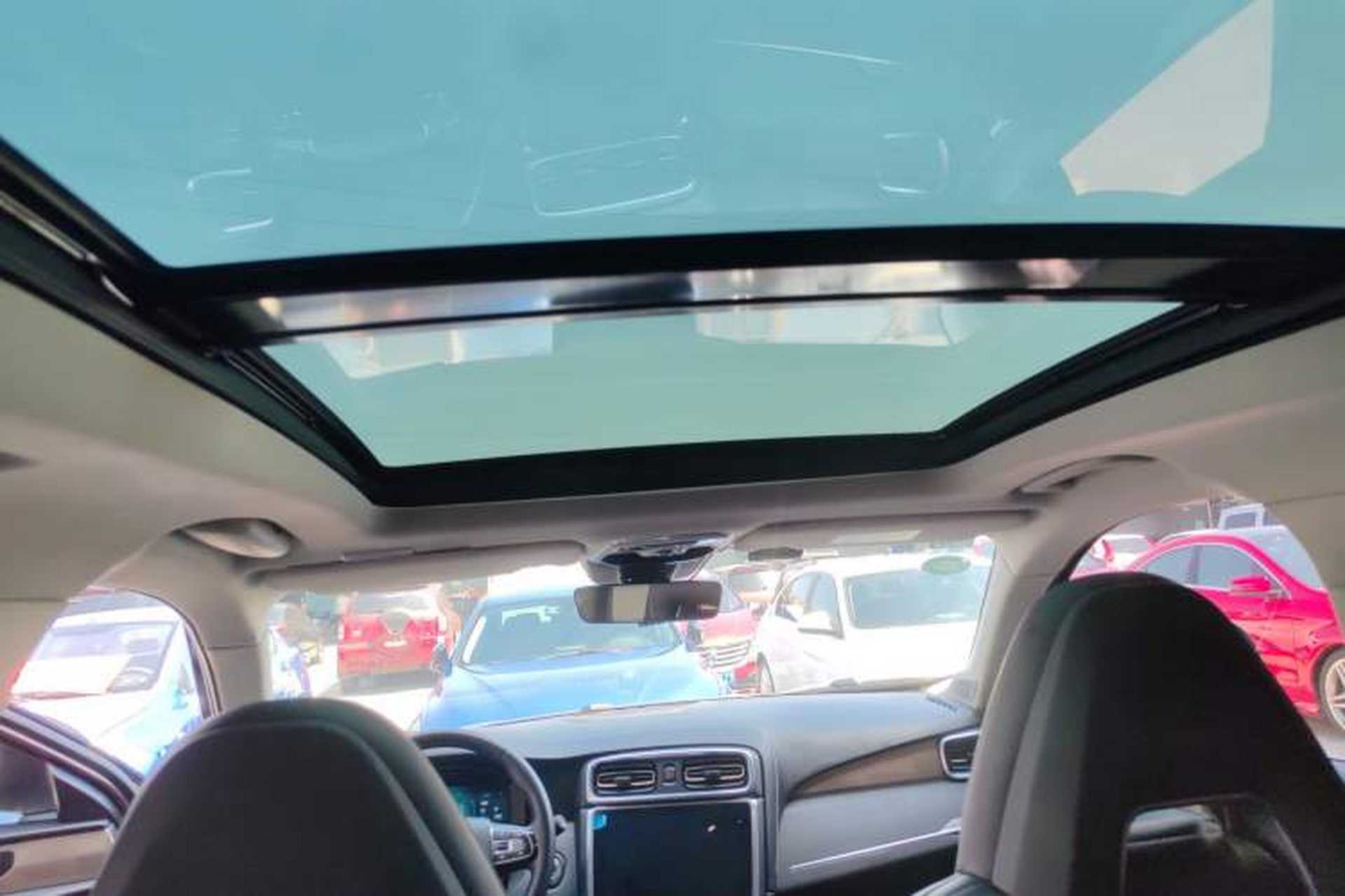 Used Lynk & Co 01 2017 2.0T Two-Wheel Drive Pro Edition Headliner