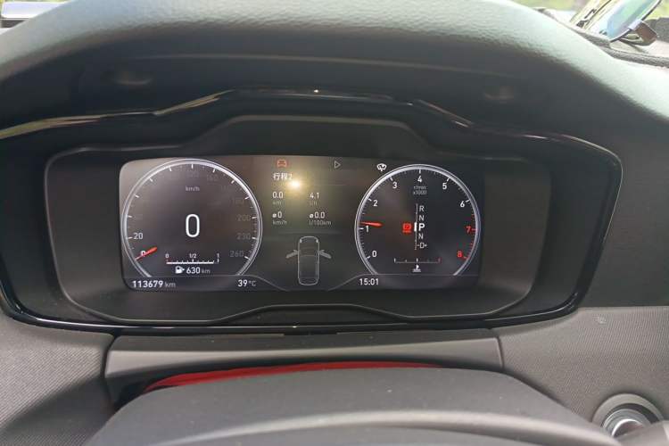Used Lynk & Co 01 2017 2.0T Two-Wheel Drive Pro Edition Instrument Cluster