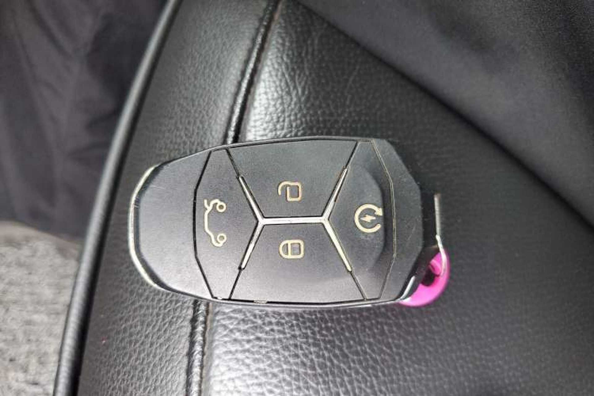 Used Lynk & Co 01 2017 2.0T Two-Wheel-Drive Version Interior 1
