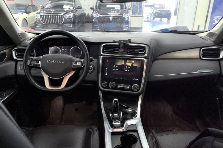 Used Lynk & Co 01 2017 2.0T Two-Wheel Drive Pro Edition Interior 2