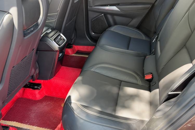 Used Lynk & Co 01 2017 2.0T Two-Wheel-Drive Version Interior 3