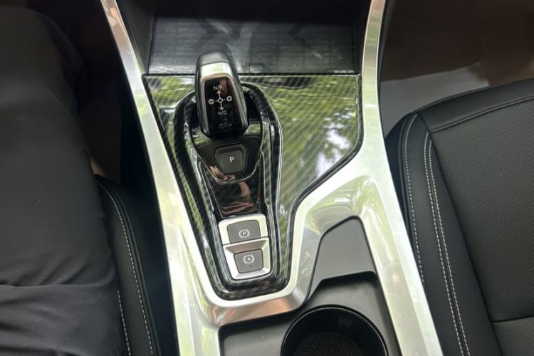 Used Lynk & Co 01 2017 2.0T Two-Wheel Drive Pro Edition Interior 5