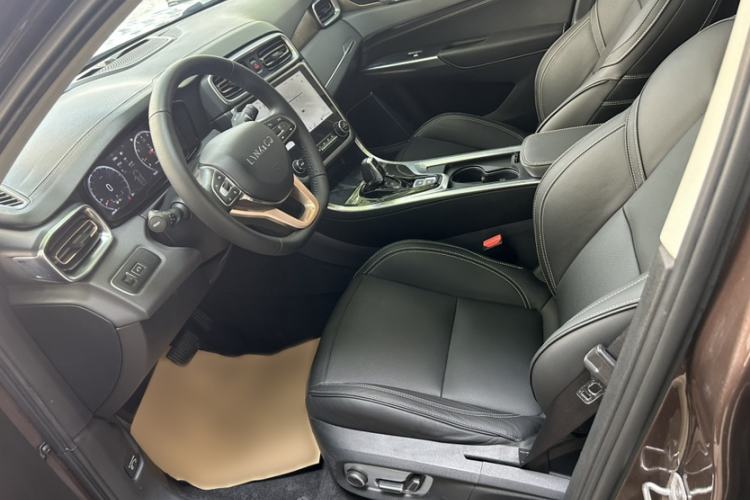 Used Lynk & Co 01 2017 2.0T Two-Wheel Drive Pro Edition Interior 8