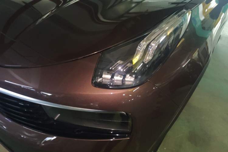 Used Lynk & Co 01 2017 2.0T Two-Wheel Drive Pro Edition Left Front Headlight