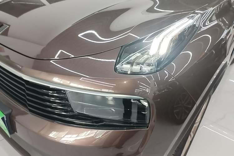 Used Lynk & Co 01 2017 2.0T Two-Wheel Drive Pro Edition Left Front Headlight