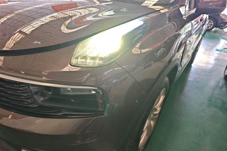 Used Lynk & Co 01 2017 2.0T Two-Wheel Drive Pro Edition Left Front Headlight