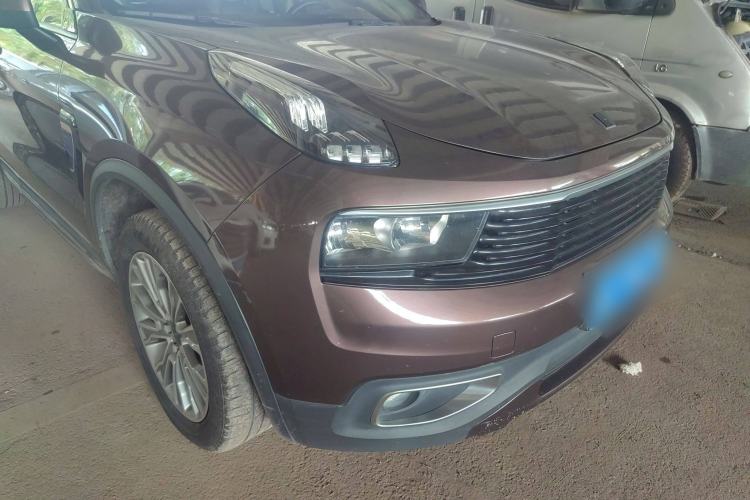 Used Lynk & Co 01 2017 2.0T Two-Wheel-Drive Version Left Front Headlight