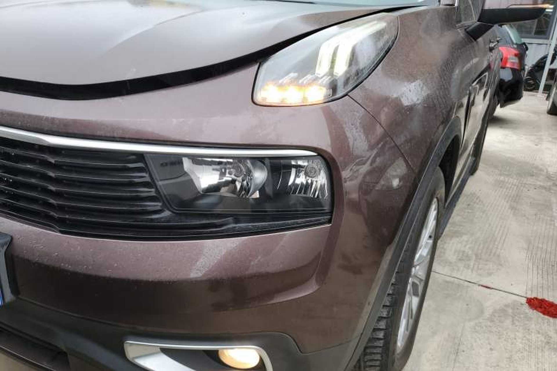 Used Lynk & Co 01 2017 2.0T Two-Wheel-Drive Version Left Front Headlight