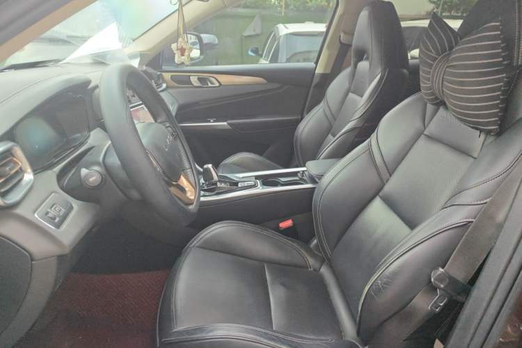 Used Lynk & Co 01 2017 2.0T Two-Wheel Drive Pro Edition Left Front Seat