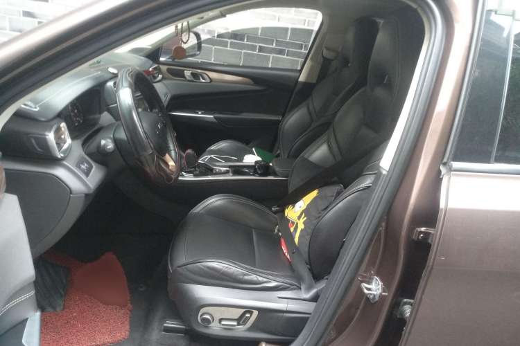 Used Lynk & Co 01 2017 2.0T Two-Wheel Drive Pro Edition Left Front Seat