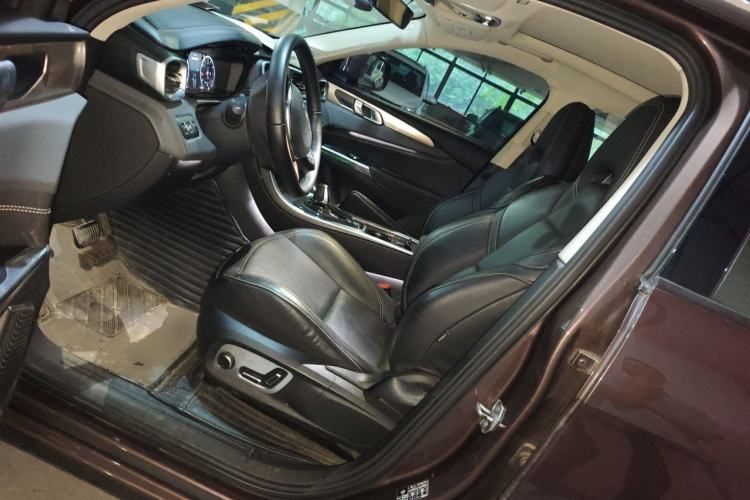 Used Lynk & Co 01 2017 2.0T Two-Wheel-Drive Version Left Front Seat