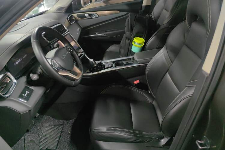 Used Lynk & Co 01 2017 2.0T Two-Wheel Drive Pro Edition Left Front Seat