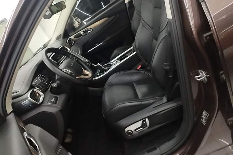 Used Lynk & Co 01 2017 2.0T Two-Wheel Drive Pro Edition Left Front Seat