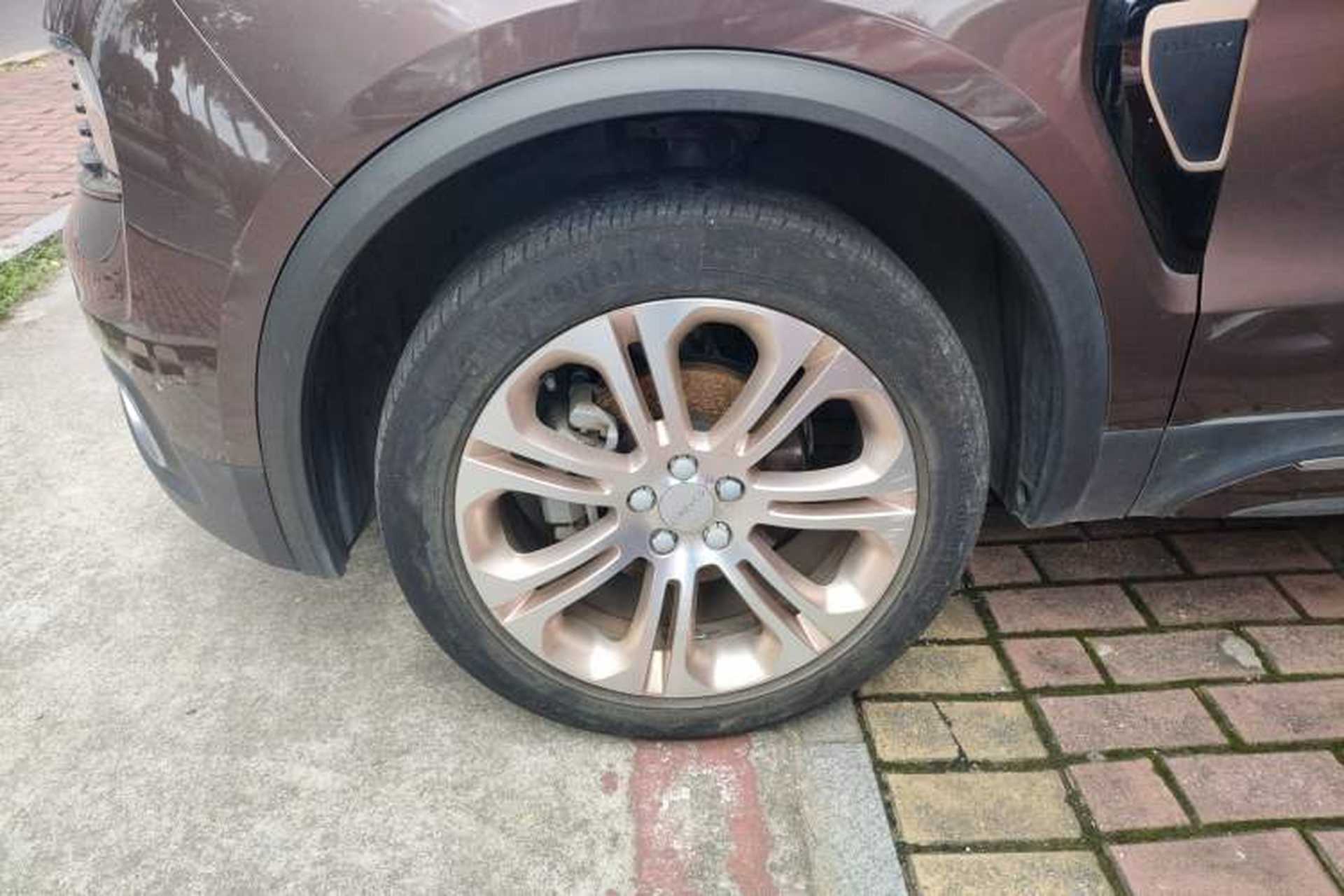 Used Lynk & Co 01 2017 2.0T Two-Wheel Drive Pro Edition Left Front Wheel Hub