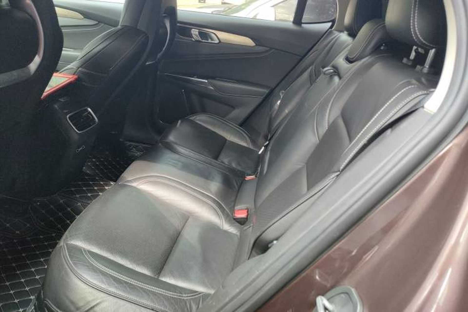 Used Lynk & Co 01 2017 2.0T Two-Wheel Drive Pro Edition Left Rear Seat