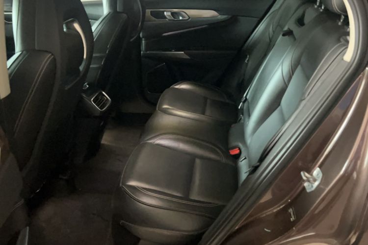 Used Lynk & Co 01 2017 2.0T Two-Wheel Drive Pro Edition Left Rear Seat
