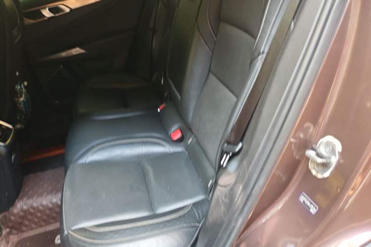 Used Lynk & Co 01 2017 2.0T Two-Wheel Drive Pro Edition Left Rear Seat