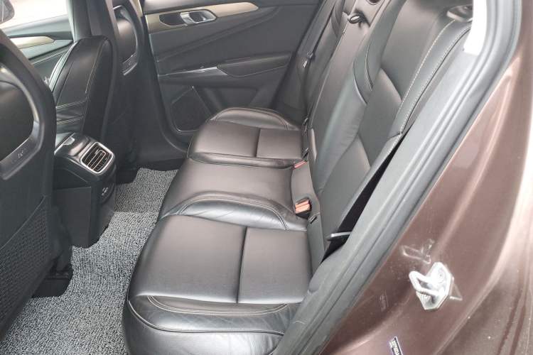 Used Lynk & Co 01 2017 2.0T Two-Wheel-Drive Version Left Rear Seat