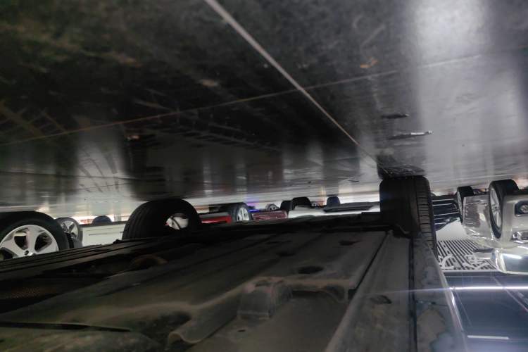 Used Lynk & Co 01 2017 2.0T Two-Wheel Drive Pro Edition Left Side Sill