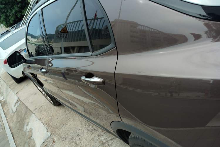 Used Lynk & Co 01 2017 2.0T Two-Wheel Drive Pro Edition Left Side