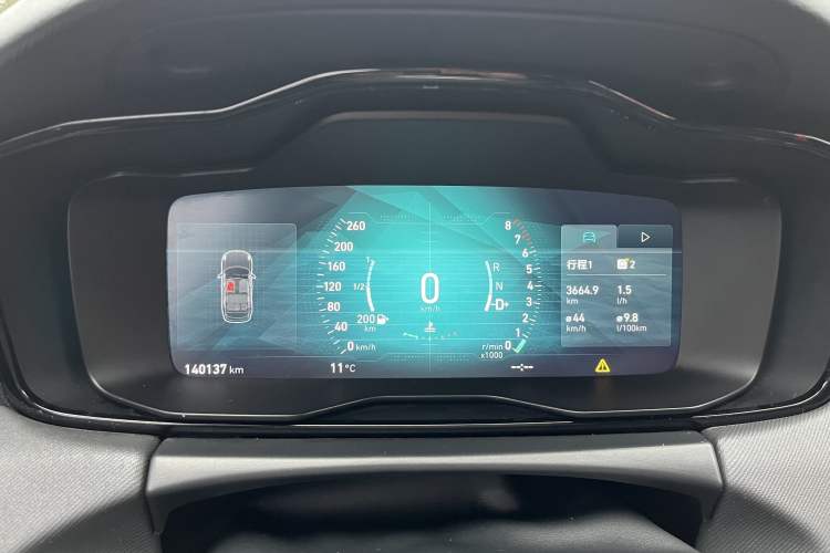 Used Lynk & Co 01 2017 2.0T Two-Wheel Drive Pro Edition Odometer Close Up