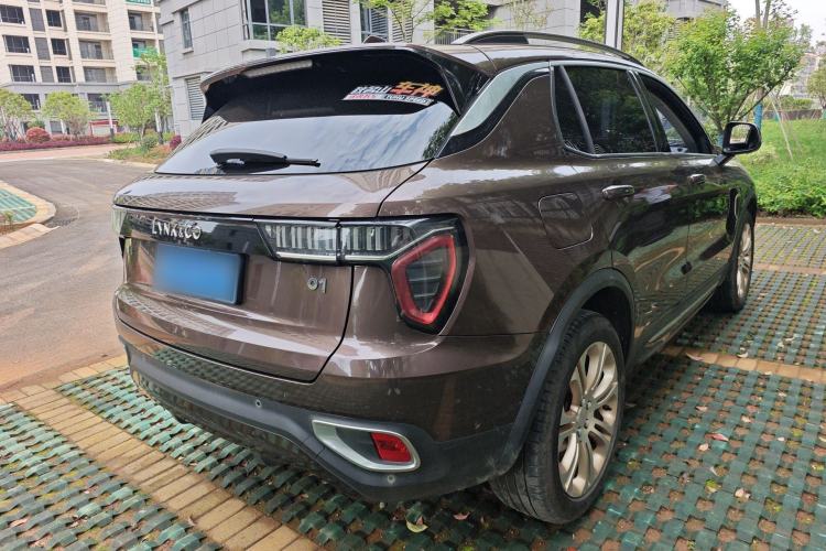 Used Lynk & Co 01 2017 2.0T Two-Wheel Drive Pro Edition Rear Right 45 Deg