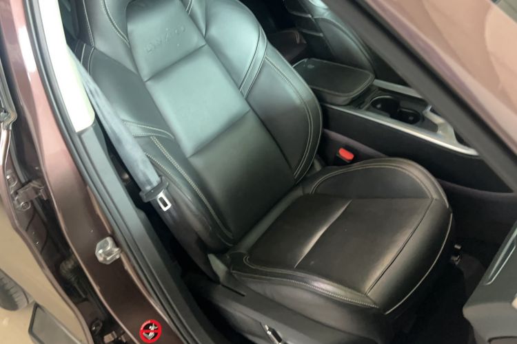 Used Lynk & Co 01 2017 2.0T Two-Wheel Drive Pro Edition Right Front Seat
