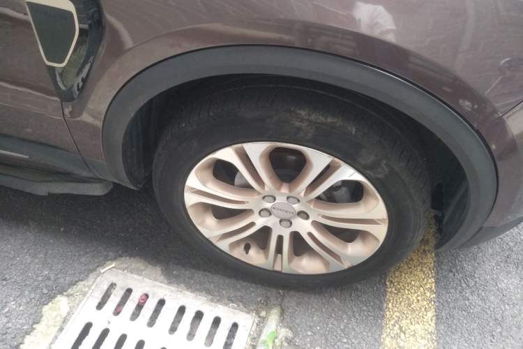 Used Lynk & Co 01 2017 2.0T Two-Wheel Drive Pro Edition Right Front Wheel Hub
