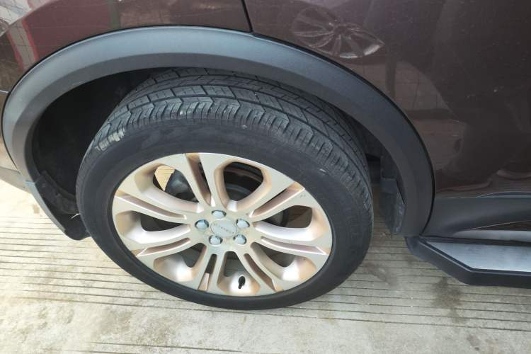 Used Lynk & Co 01 2017 2.0T Two-Wheel Drive Pro Edition Right Rear Wheel Hub