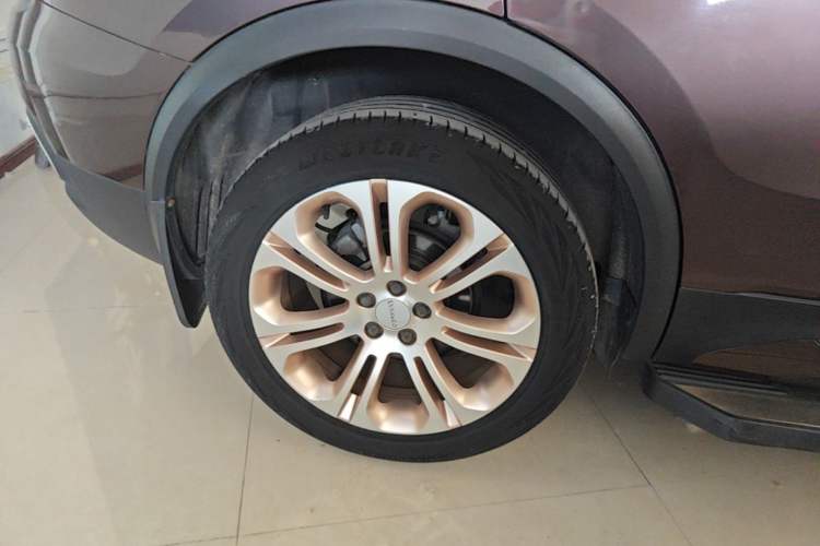 Used Lynk & Co 01 2017 2.0T Two-Wheel Drive Pro Edition Right Rear Wheel Hub