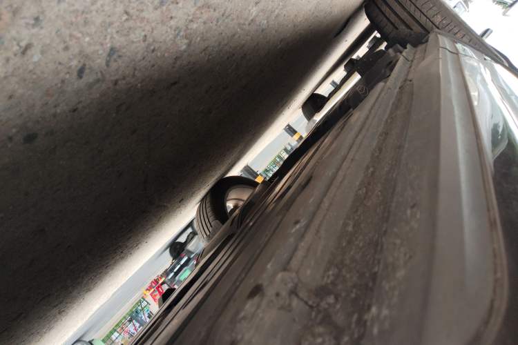 Used Lynk & Co 01 2017 2.0T Two-Wheel Drive Pro Edition Right Side Sill