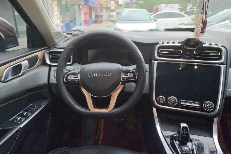 Used Lynk & Co 01 2017 2.0T Two-Wheel Drive Pro Edition Steering Wheel