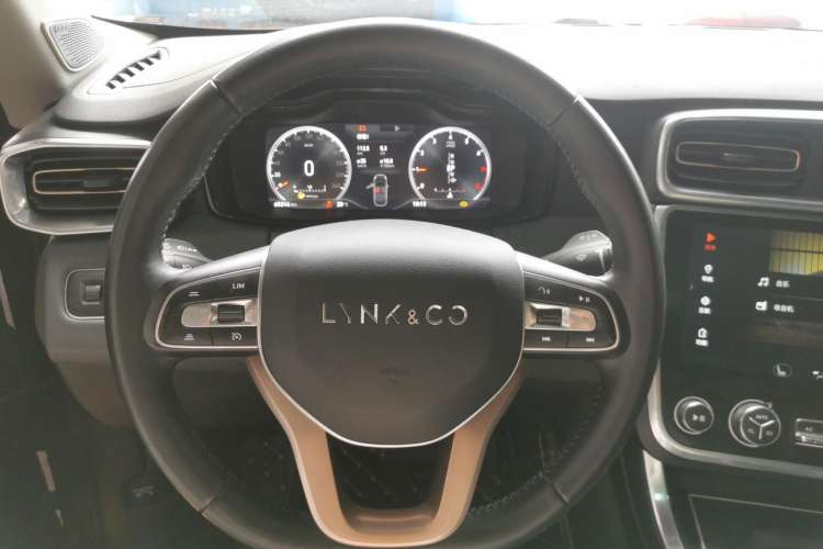 Used Lynk & Co 01 2017 2.0T Two-Wheel Drive Pro Edition Steering Wheel