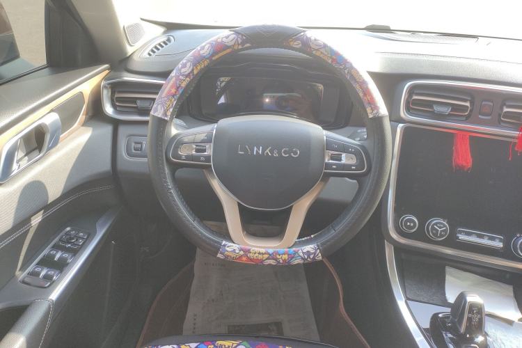 Used Lynk & Co 01 2017 2.0T Two-Wheel Drive Pro Edition Steering Wheel